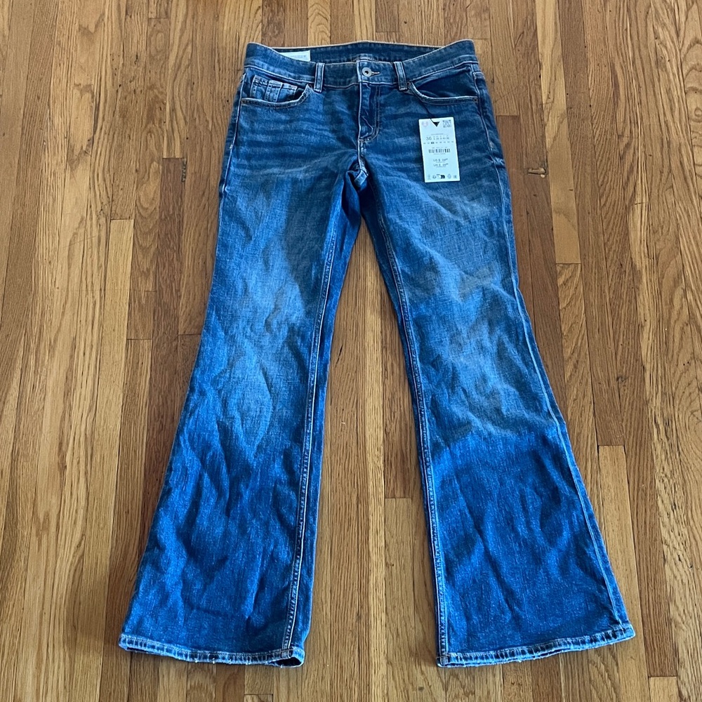 Zara Bootleg Flared Jeans - Classic Denim - 4470/211/400